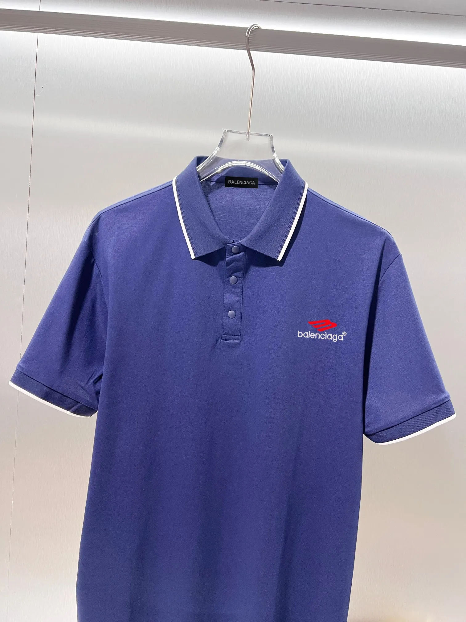 BALENCIAGA* Classic logo 🔥 POLO ✅ Quality ‼ ●100% ●50% 50% ● 200g ● ● 1：1 ● ●Size：M L XL XXL XXXL